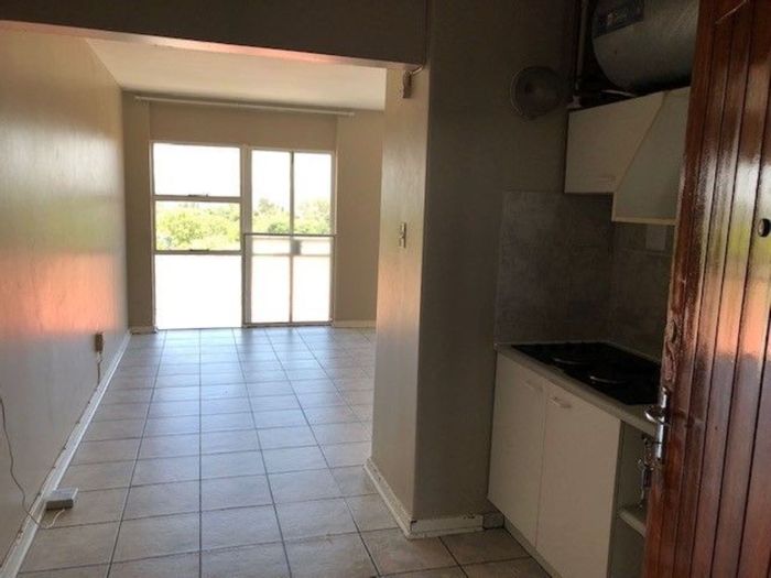 Property #2186729, Apartment Rental Monthly in Edenvale Central