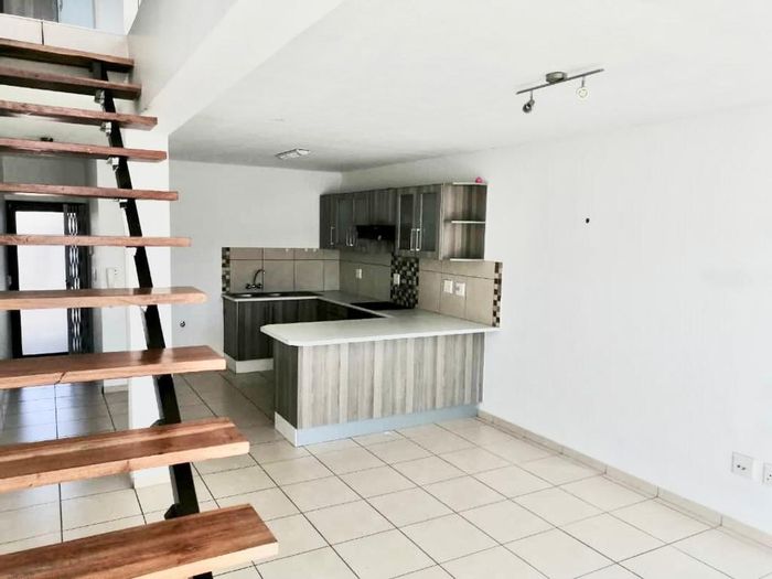 Property #2152979, Townhouse rental monthly in Kleine Kuppe