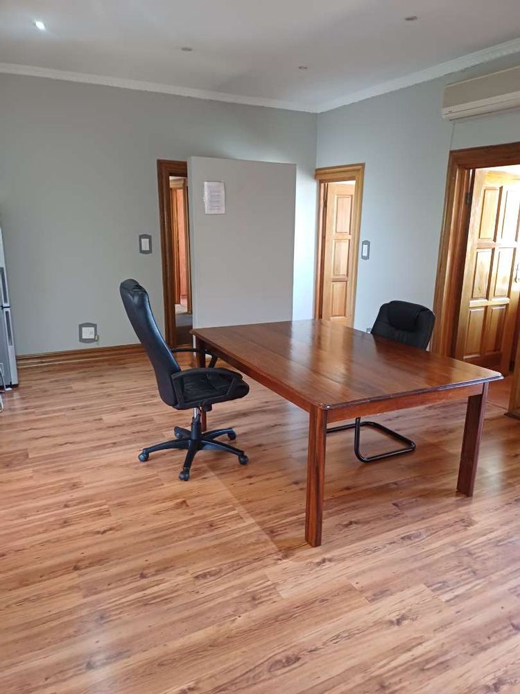 FIRST FLOOR OPEN PLAN RECEPTION/BOARDROOM LEADING TO OFFICES/BEDROOMS