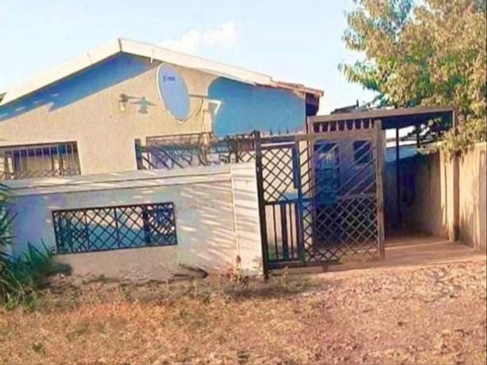 2-Bedroom House with 10 Rental Rooms for Sale in Soshanguve Central