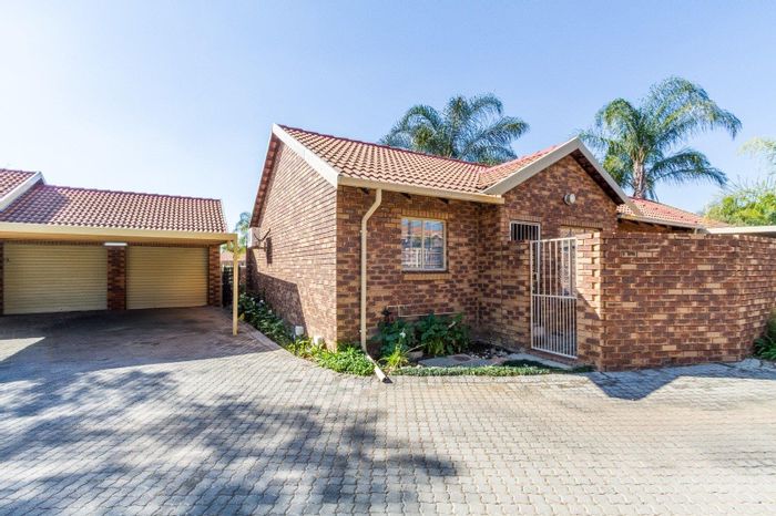 Equestria Townhouse For Sale: 2 beds, 2 baths, private garden, security, pool.