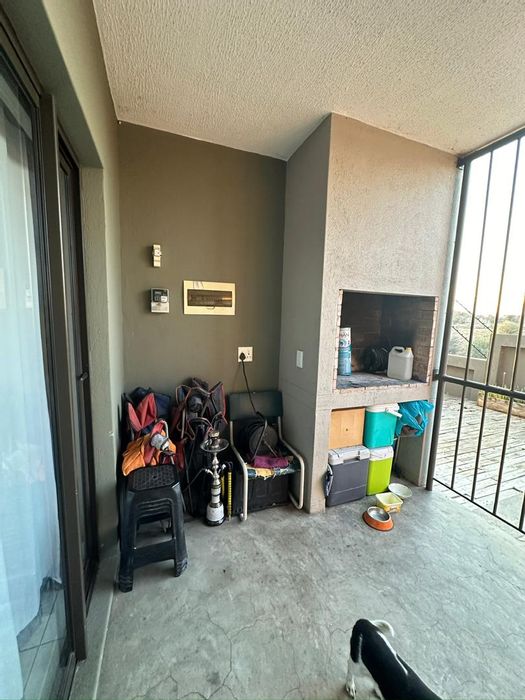 Property #2389552, Apartment For Sale in Rocky Crest