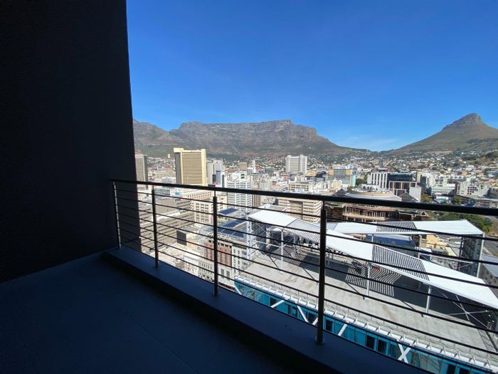Property #2072767, Apartment for sale in Cape Town