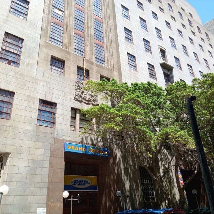 Prime 900sqm retail space in Cape Town City Centre, high foot traffic location.