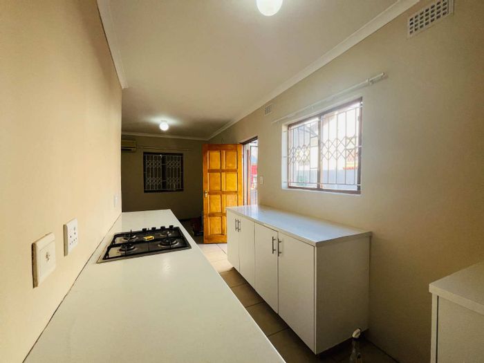 2-Bedroom Cottage To Rent in Durban North Central, near shops and transport.