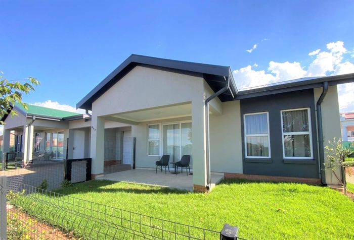 Property #2151752, Townhouse rental monthly in Modderfontein