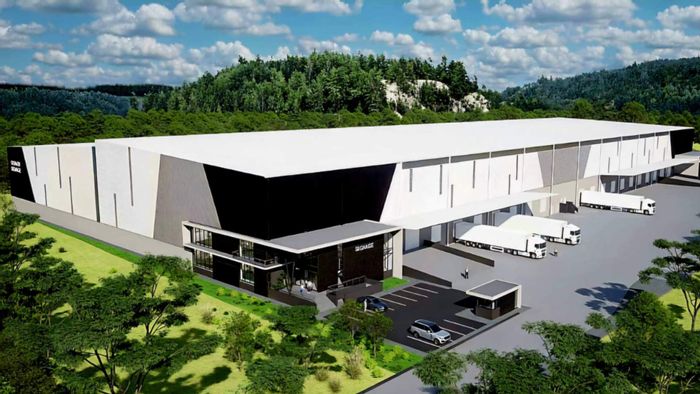 Industrial property in Glen Anil to rent: dual-warehouse, dock access, secure operations.