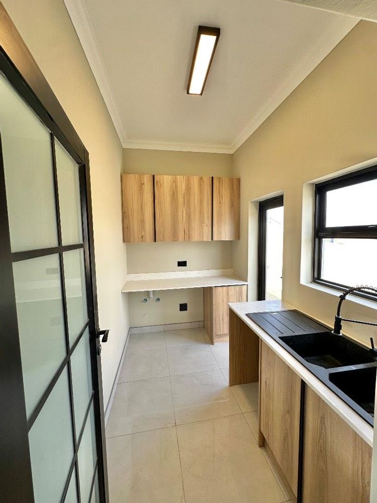 Washroom with Dune side views