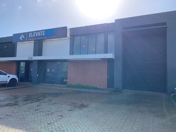 Industrial Facility To Rent in Kraaifontein Central with 3-phase power and secure parking.