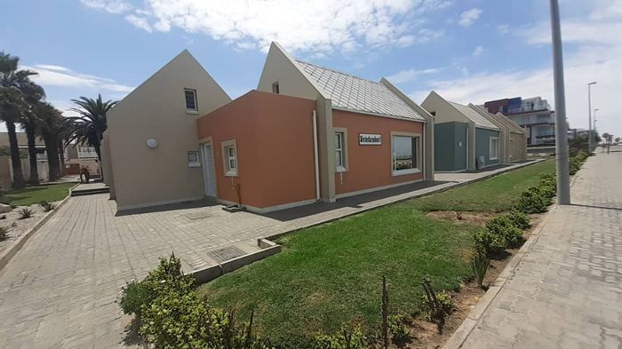 Property #2093496, Townhouse sold in Swakopmund Central