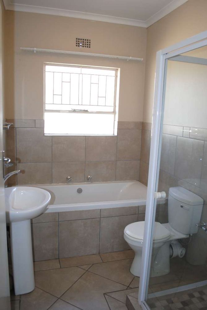 2nd Bathroom