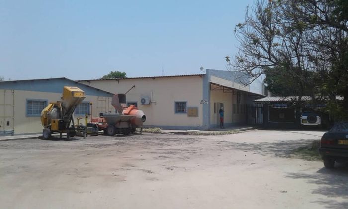 Industrial Warehouse & Workshop with Flat in Katima Mulilo Central - To Rent.