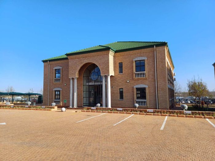 Property #2173095, Office rental monthly in Highveld