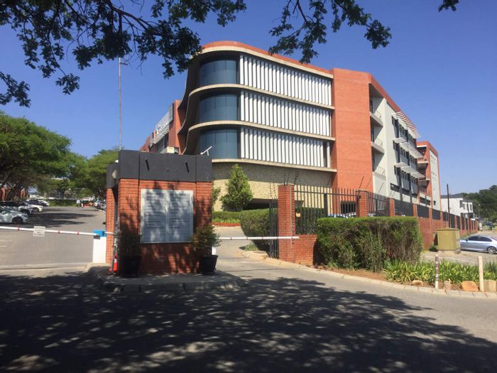 Property #2192200, Office rental monthly in Woodmead