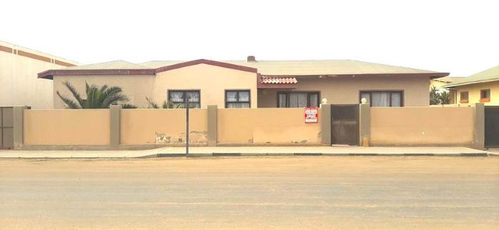 Property #2202547, House for sale in Swakopmund Central