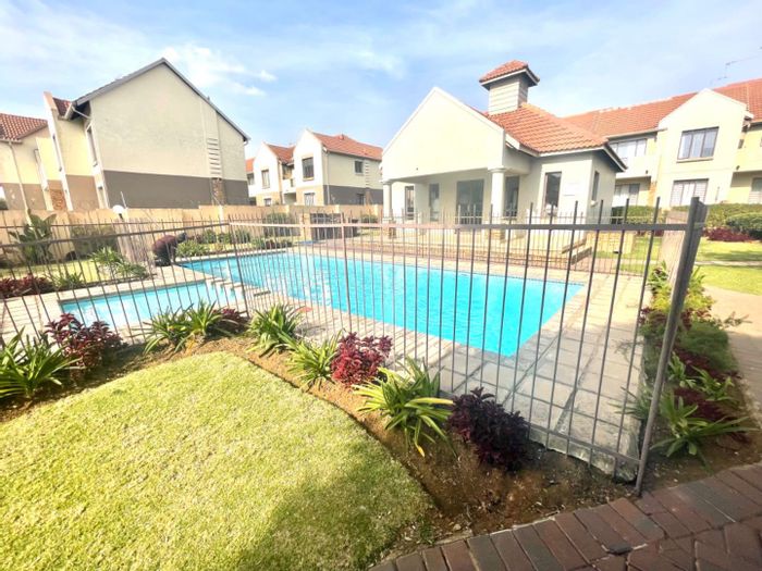 Esther Park apartments and houses (5 properties)