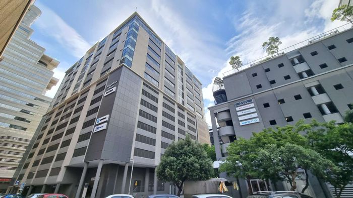 Property #2208591, Office rental monthly in Cape Town City Centre
