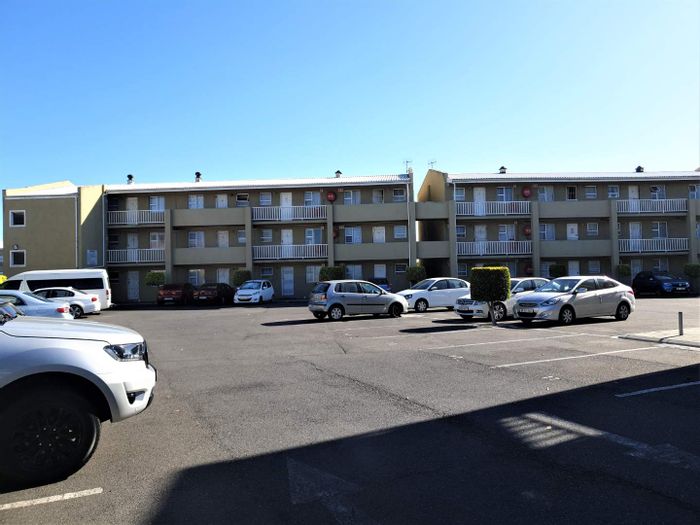 Property #2011919, Apartment sold in Thornton
