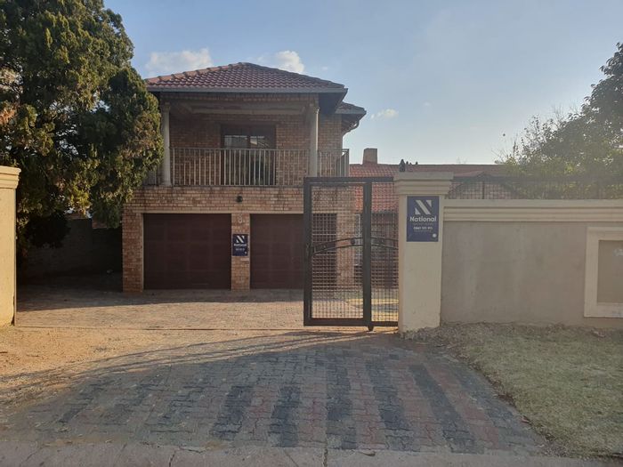 Property #2266737, House for sale in Naturena