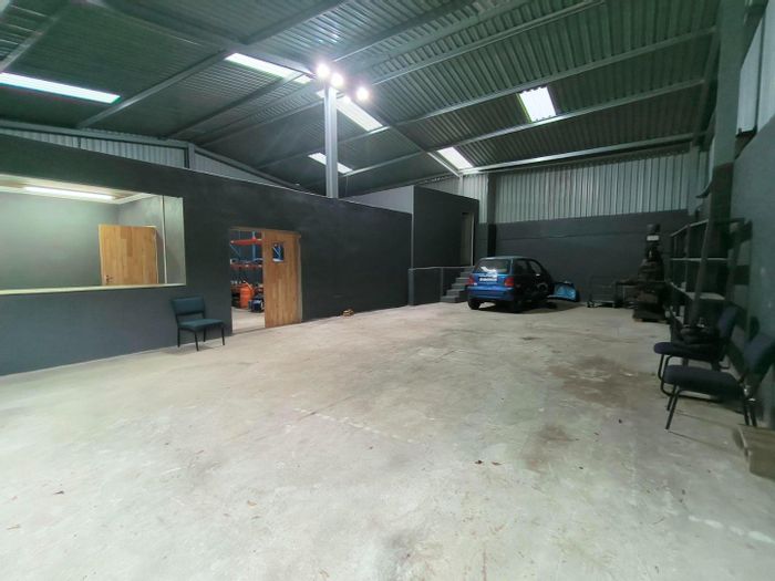 Property #2259202, Industrial rental monthly in Gillitts Central