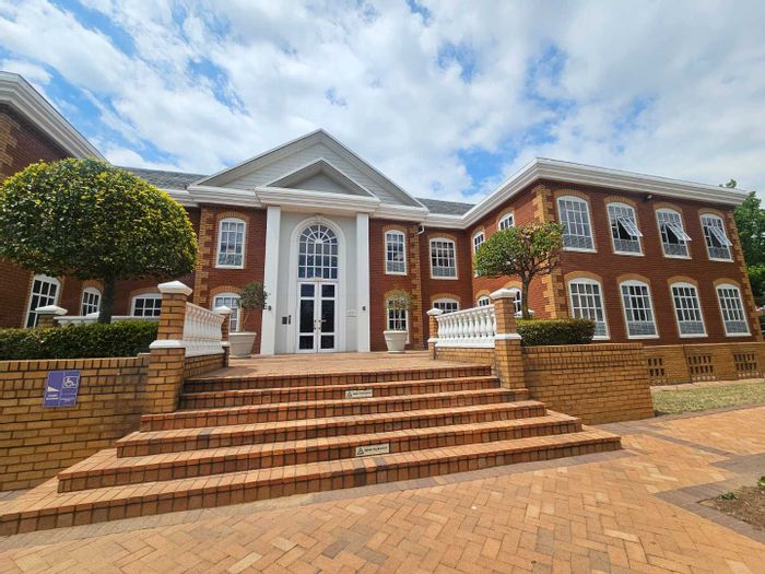 Bryanston Office To Rent: 93sqm, private kitchen, shared bathrooms, 24-hour security.