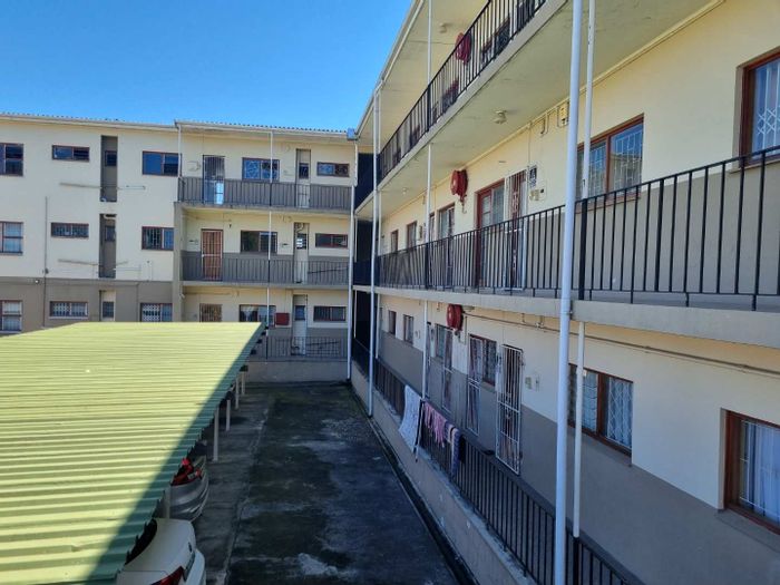 2-Bedroom Apartment For Sale in King Williams Town Central with Security and Parking.