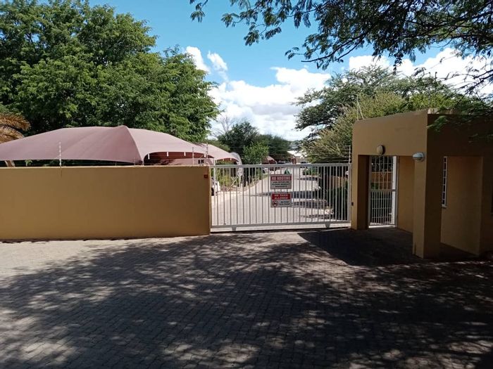 Property #2231791, Townhouse for sale in Pioniers Park Ext 1