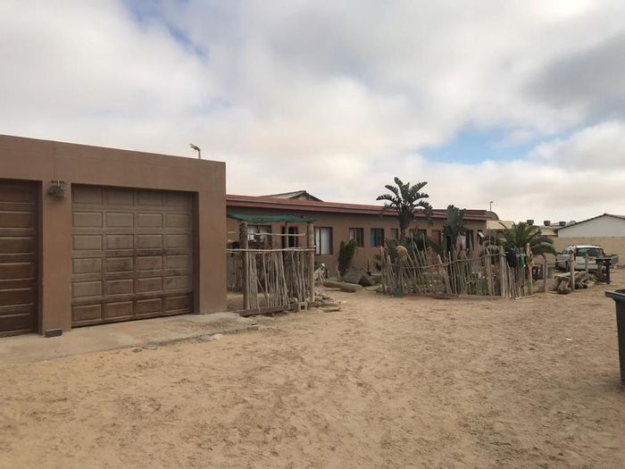 Property #2078306, House for sale in Swakopmund Central