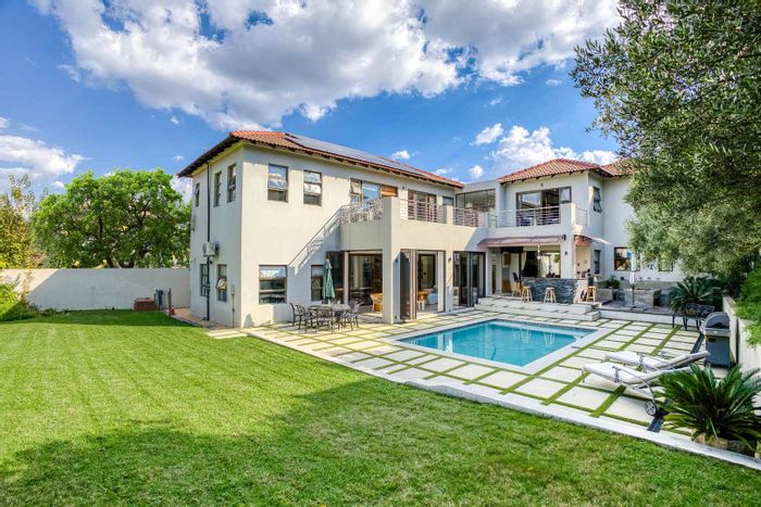 For Sale: House in Dainfern Valley Estate with flatlet, automation, and backup power.