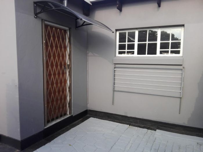 Property #2413083, Cottage Rental Monthly in Rietfontein Sh