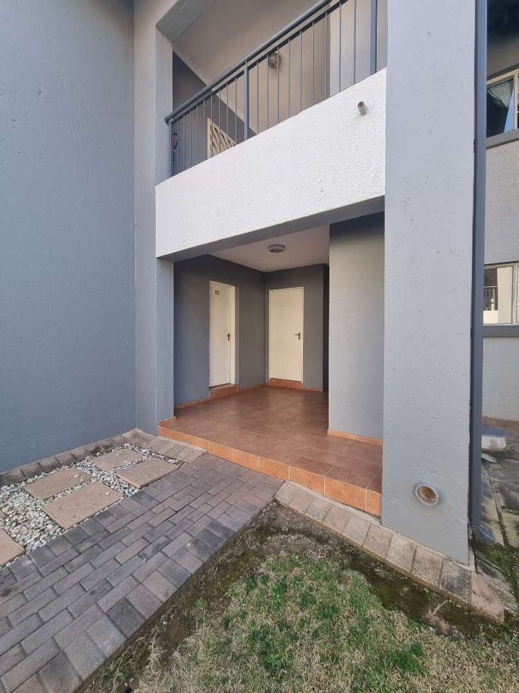 Front entrance to Unit
