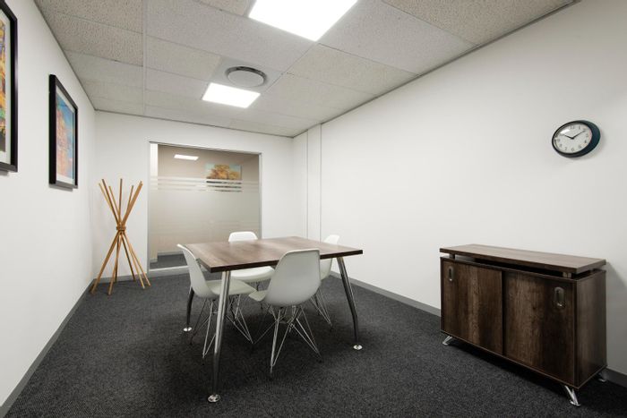Office to Rent in Paarl North: Private space, shared amenities, flexible terms available.