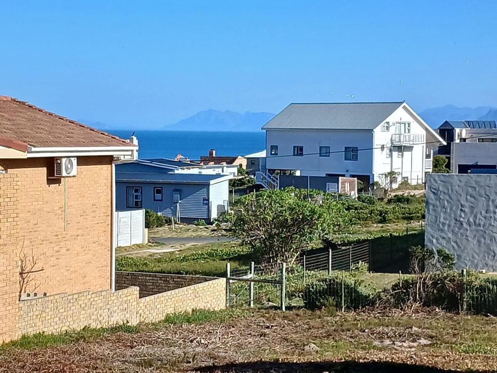 Same as previous photo; now zoomed in a bit.