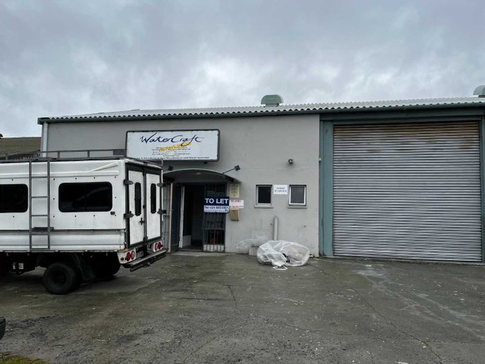 Industrial Warehouse to Rent in Montague Gardens with Office, Storage, and 3-Phase Power