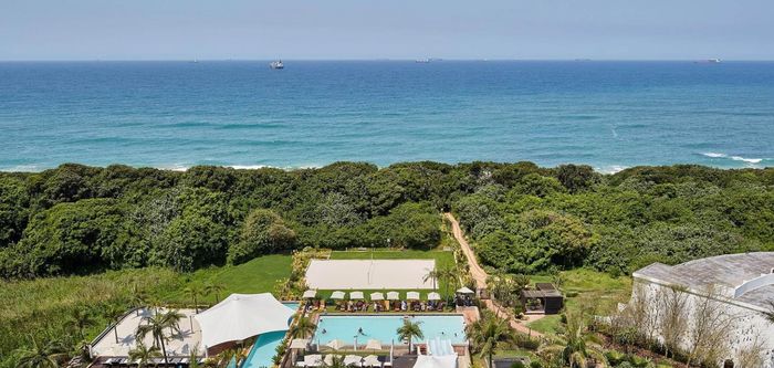For Sale: Apartment in Umhlanga Central with beach access, spa, and dining options.