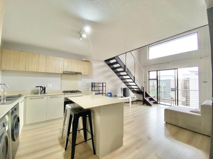 3-Bedroom Apartment in Broadacres To Rent, includes gym, clubhouse, and pet-friendly.