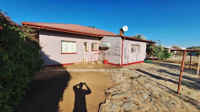 Property #2334618, House For Sale in Otavi Central