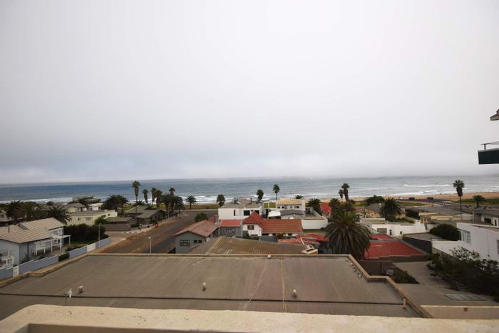 Property #2230519, Penthouse rental monthly in Swakopmund Central