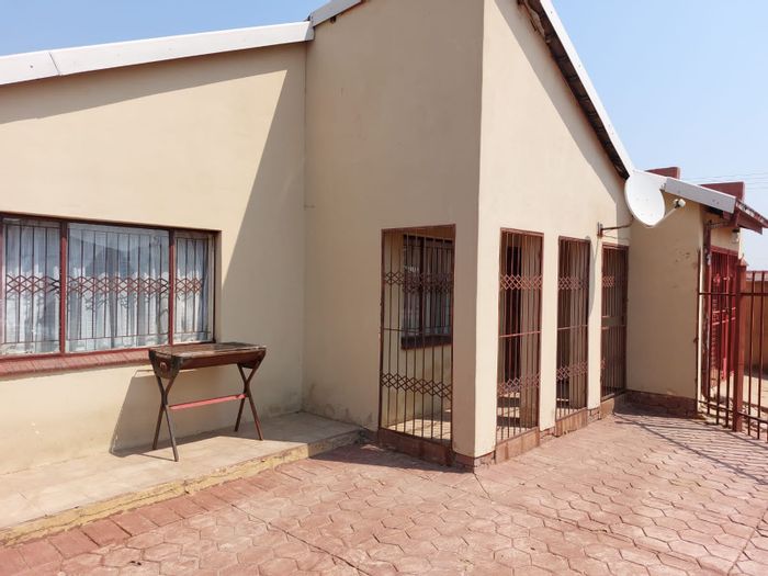 Property #2185534, House for sale in Soshanguve H