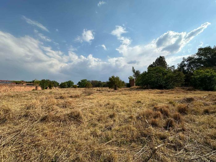 Randpark Ridge Vacant Land Residential For Sale: 2.6 hectares, prime location, development potential.