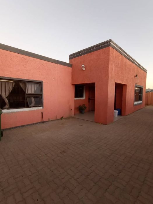 Property #2270467, House For Sale in Okahandja Central