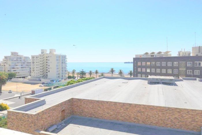 Property #2237697, Apartment rental monthly in Sea Point