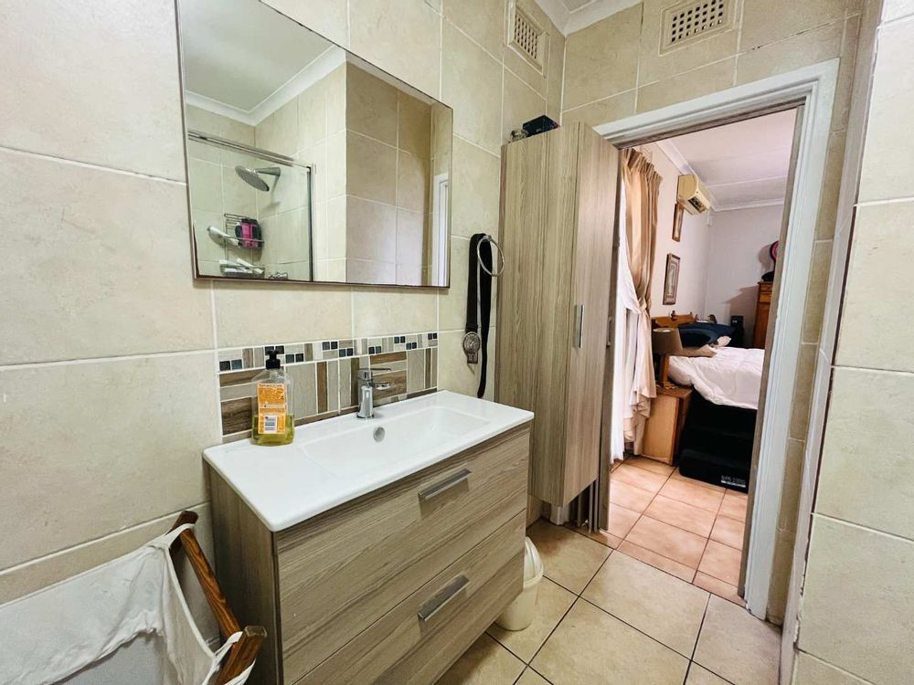 En Suite Bathroom