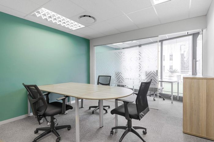 Office To Rent in Cape Town City Centre: Private space, shared area, flexible terms.