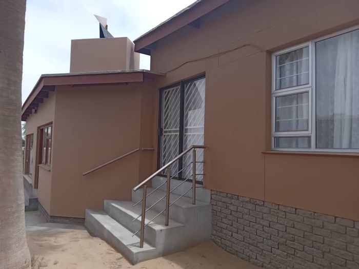 Property #2148641, House for sale in Walvis Bay Central