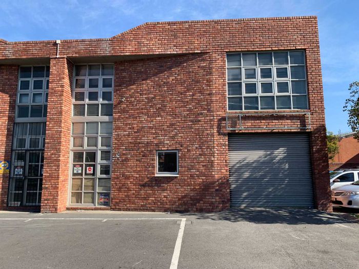 Property #2260002, Industrial rental monthly in Beaconvale