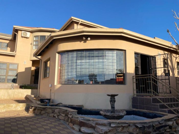Property #2059410, House for sale in Dorado Park