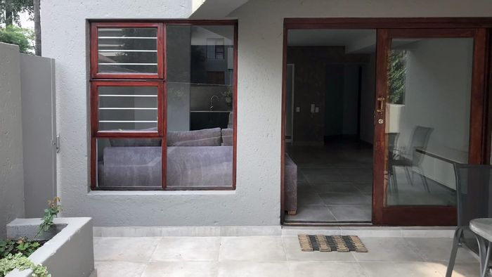 Property #2402236, Townhouse For Sale in Morningside