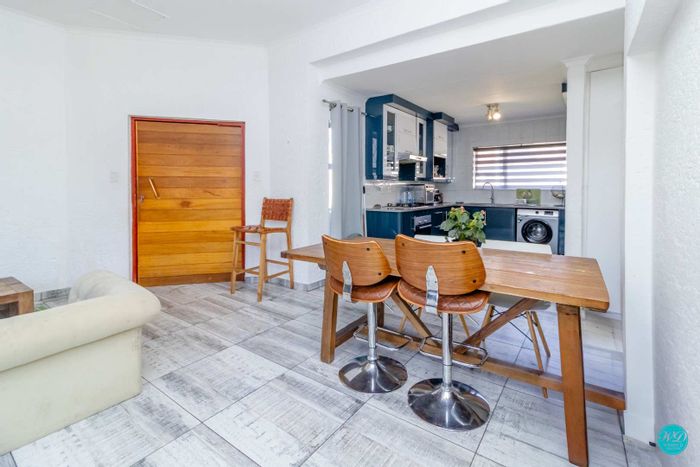 Property #2406158, Apartment For Sale in Bedfordview Central