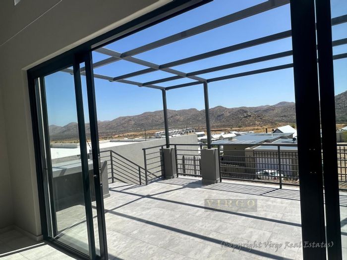 Elisenheim House For Sale: 3 Bedrooms, Ensuite, Braai Area, Mountain Views.